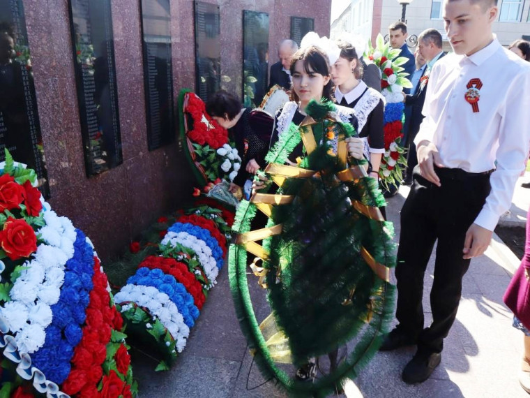 С днём Великой Победы!.